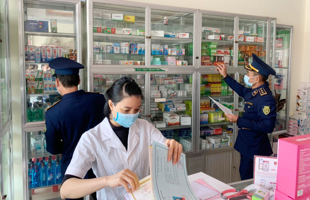 Đấu tranh chống thuốc giả, thực phẩm chức năng giả
